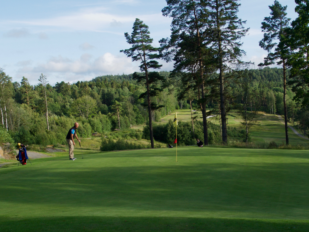 Backa säteri golf