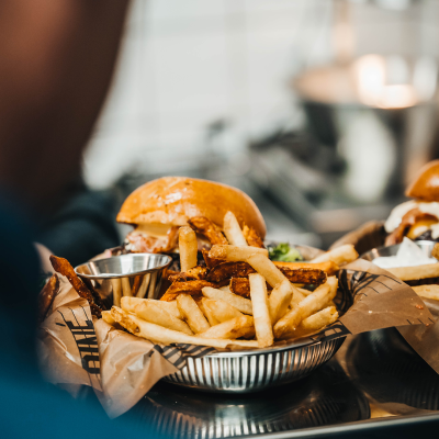 Diné Burgers