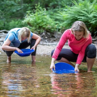Guldvaskning i Stenebyälven