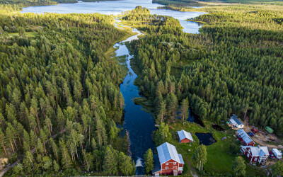 Kanotuthyrning vid White Mountain Lodge, Kalvträsk