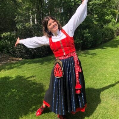 Allsåg med Ylva Timan Oloffson med band & gäster