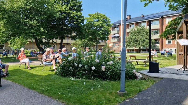 Allsång i Älvanparken