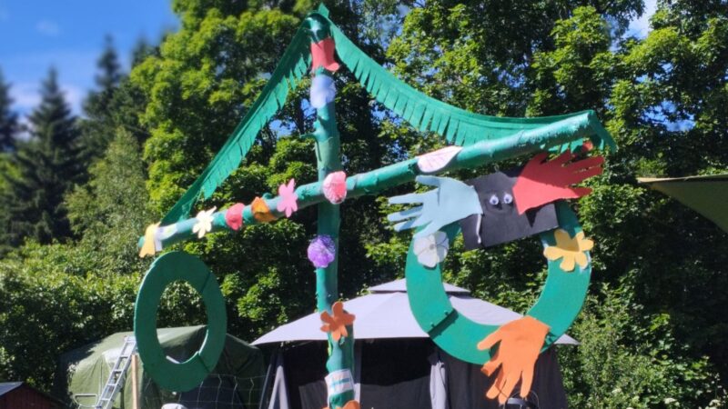 Alternativt Midsommarfirande på Sinnes- och Lekträdgård Axmar Yara