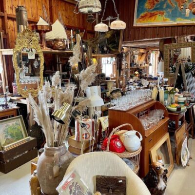Antiques Road Shop