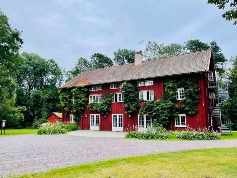 Apertin Hotell AB