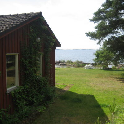 Cabins, rooms and apartments