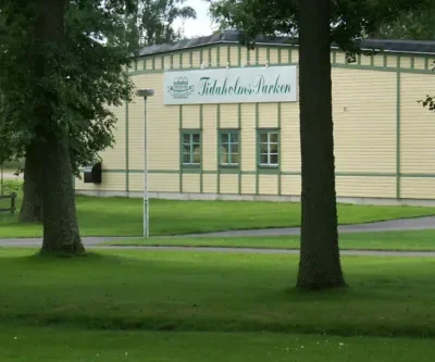Dans i Tidaholmsparken