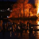 Fackelrodd över Strömsvattnet