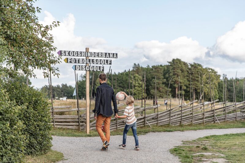 Familjeäventyr på Siggesta Gård