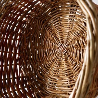 Fläta pilkorg, med Alice Kettle på Egnahemsfabriken