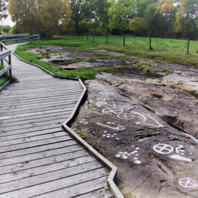 Flyhov rock carvings
