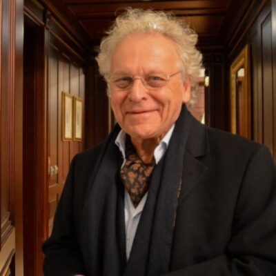 Författaren Herman Lindqvist föreläser i Ljungs kyrka