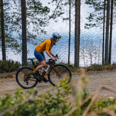 Gravel touring Lake Iväg