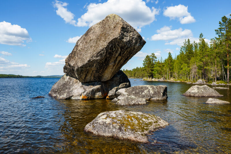 Hallhuvudstenen