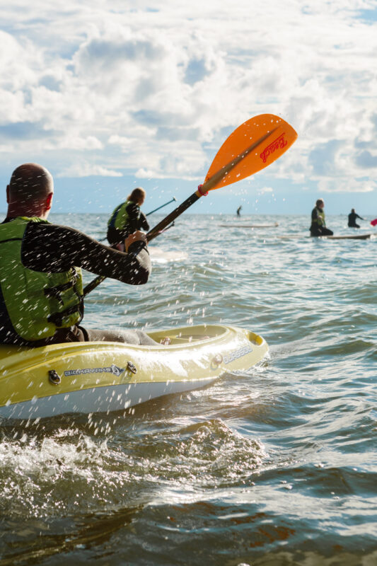 Hyr Kajak på Surflogiet