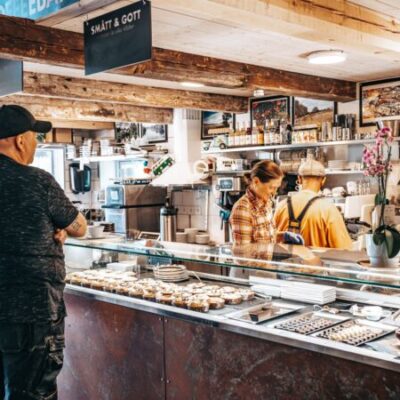 Jolla Kafé & Trädgård