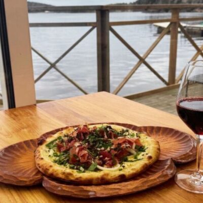 LyxLördag – Pizza och Piemonte på Slussens pensionat