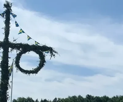 Midsommarfirande på Tuveslätt – Rönnäng