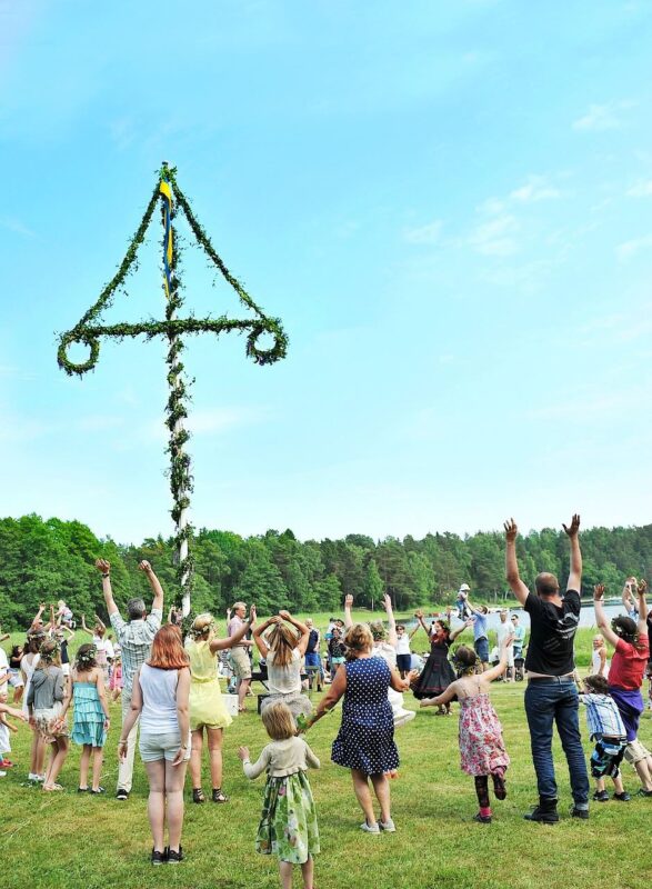 Midsommarfirande vid Torsåkers Hembygdsgård