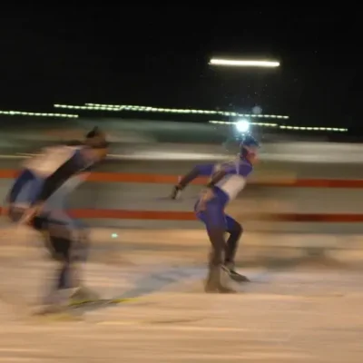 MOTIONS- AND SKI TRACKS
