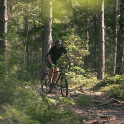 Mountainbikeled Skogsslingan vid Hafsten Resort
