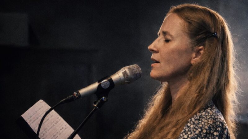 Musik i sommarkväll med Julia Westberg