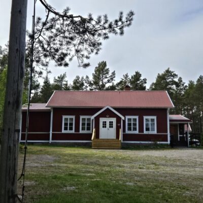 Musikcafé i Sågtäktens Bygdegård med Black & Blue!