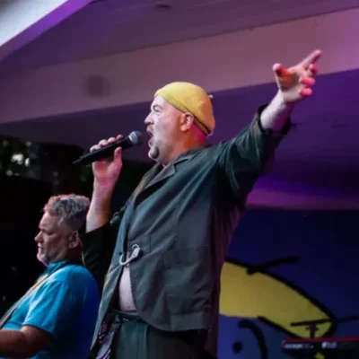 No Tjafs på Café Torpet