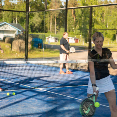 Padelbanor i Skara