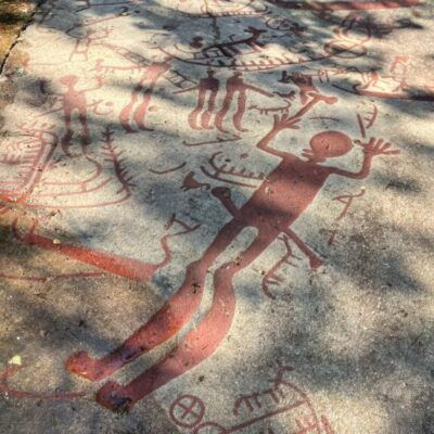 Rock carvings in Backa
