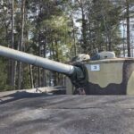 Stridsbåt till Siaröfortet med guidning i berget.