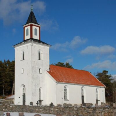 Tjärnö kyrka