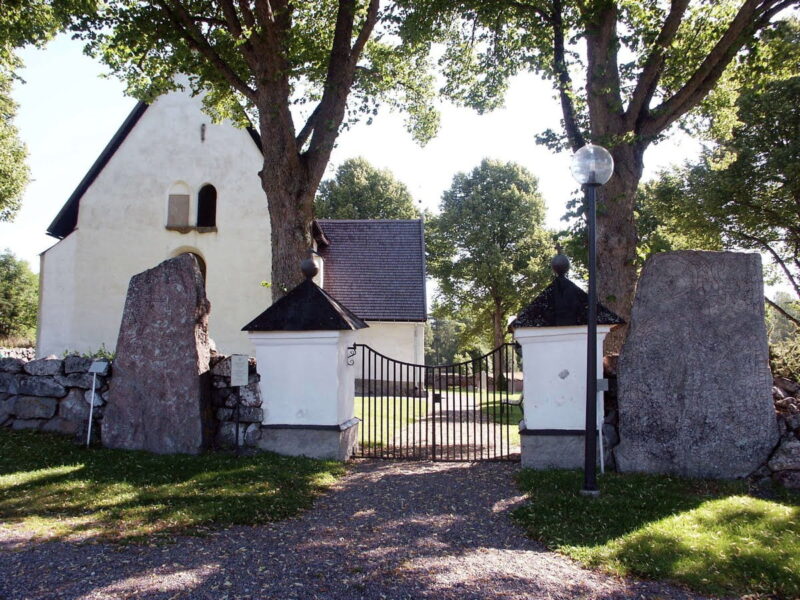 Västeråkers kyrka