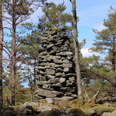 Veckovis 4 Stenkärringa