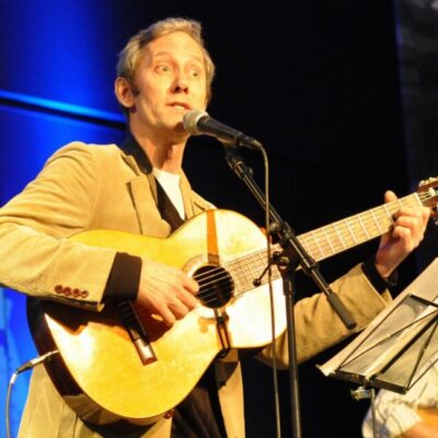 Visor & skrönor med KG Malm